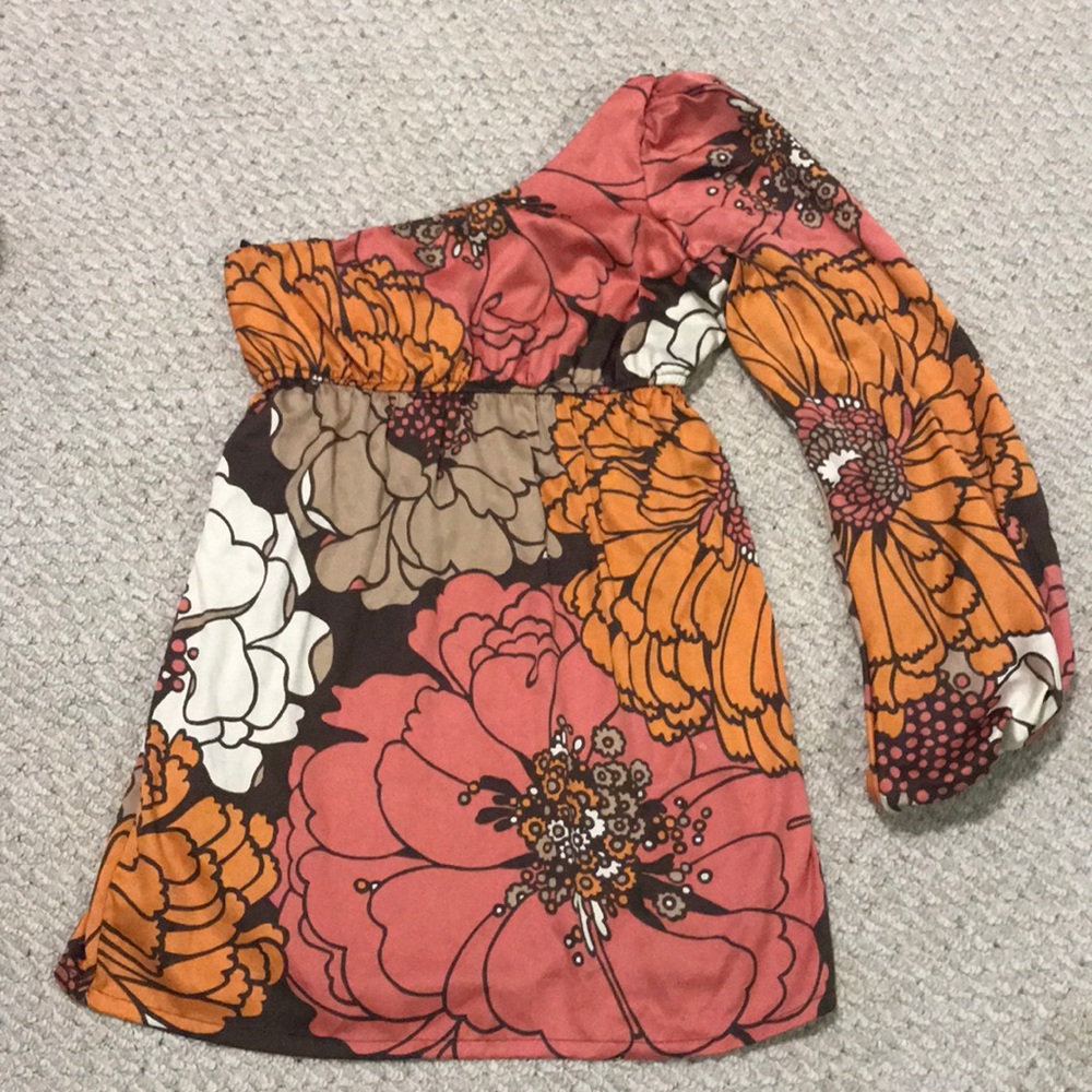 One shoulder fall flowery dress
